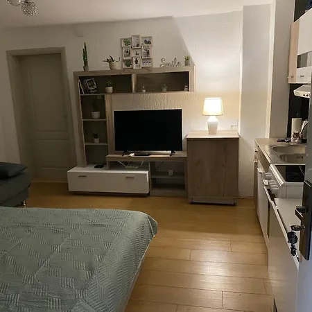 Apartman Happy 3 *